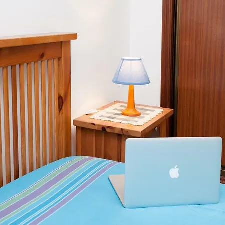 Os A Ramos Na Da Gale Estao Inserido Em Com Piscina, Fica Apenas A 350 Metros Da Da Gale - Com Ar Condicionado Tanto Nos Quartos Na Sala, Smart Tv Com Prime Video E Cozinha Completa 阿尔布费拉