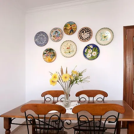 Os A Ramos Na Da Gale Estao Inserido Em Com Piscina, Fica Apenas A 350 Metros Da Da Gale - Com Ar Condicionado Tanto Nos Quartos Na Sala, Smart Tv Com Prime Video E Cozinha Completa