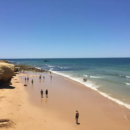 Appartement Os A Ramos Na Da Gale Estao Inserido Em Com Piscina, Fica Apenas A 350 Metros Da Da Gale - Com Ar Condicionado Tanto Nos Quartos Na Sala, Smart Tv Com Prime Video E Cozinha Completa *